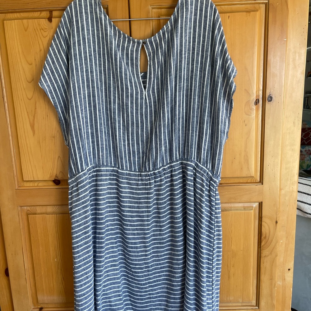 Old Navy Size XXL sinched dress Blue/grayish